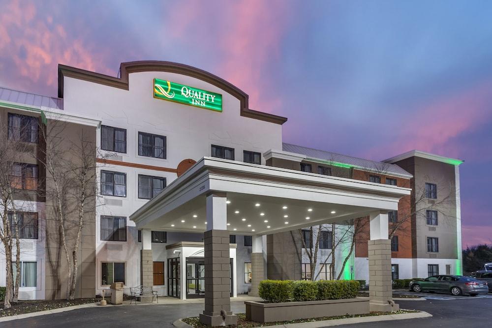 Quality Inn Murfreesboro-University Area Экстерьер фото
