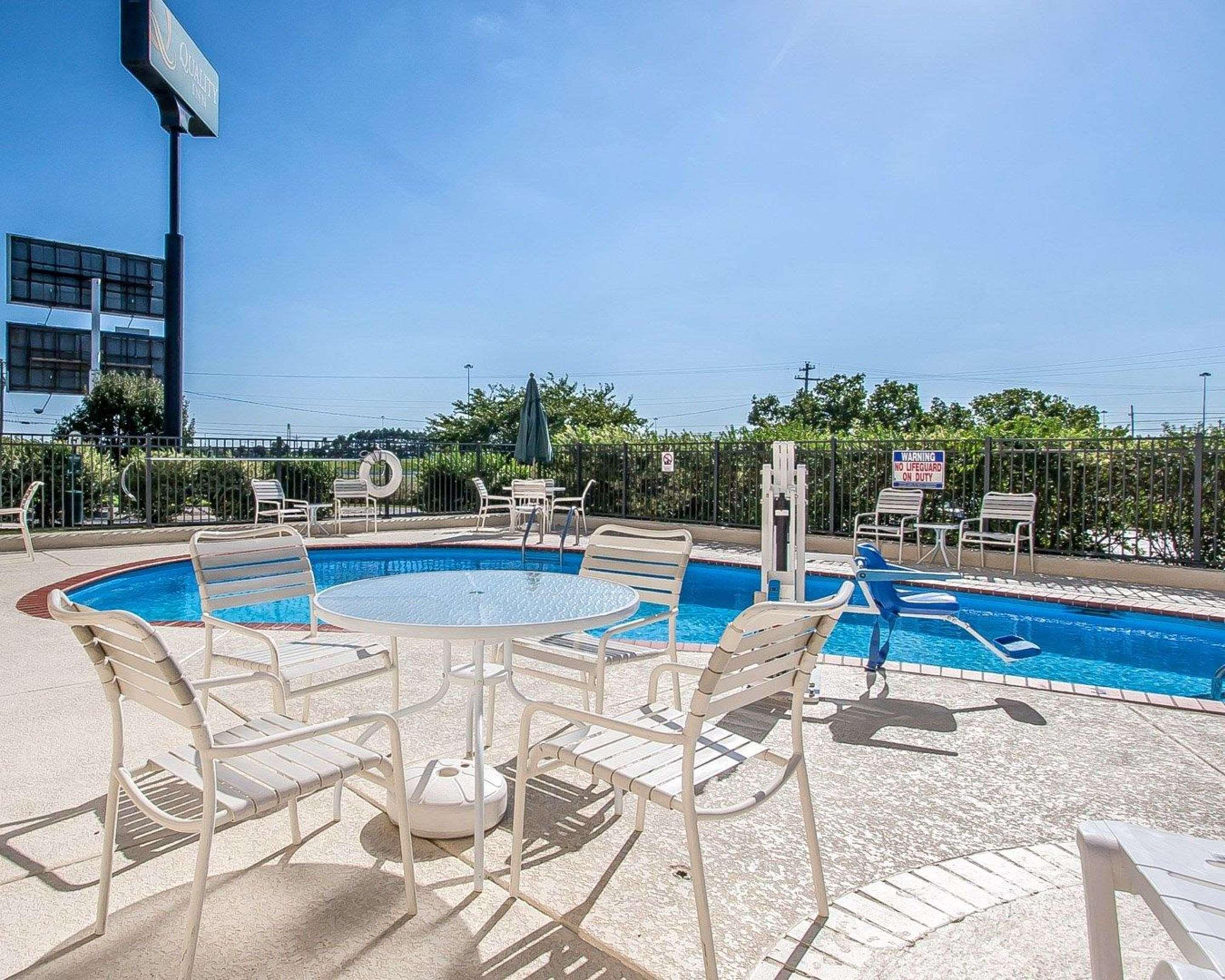 Quality Inn Murfreesboro-University Area Экстерьер фото