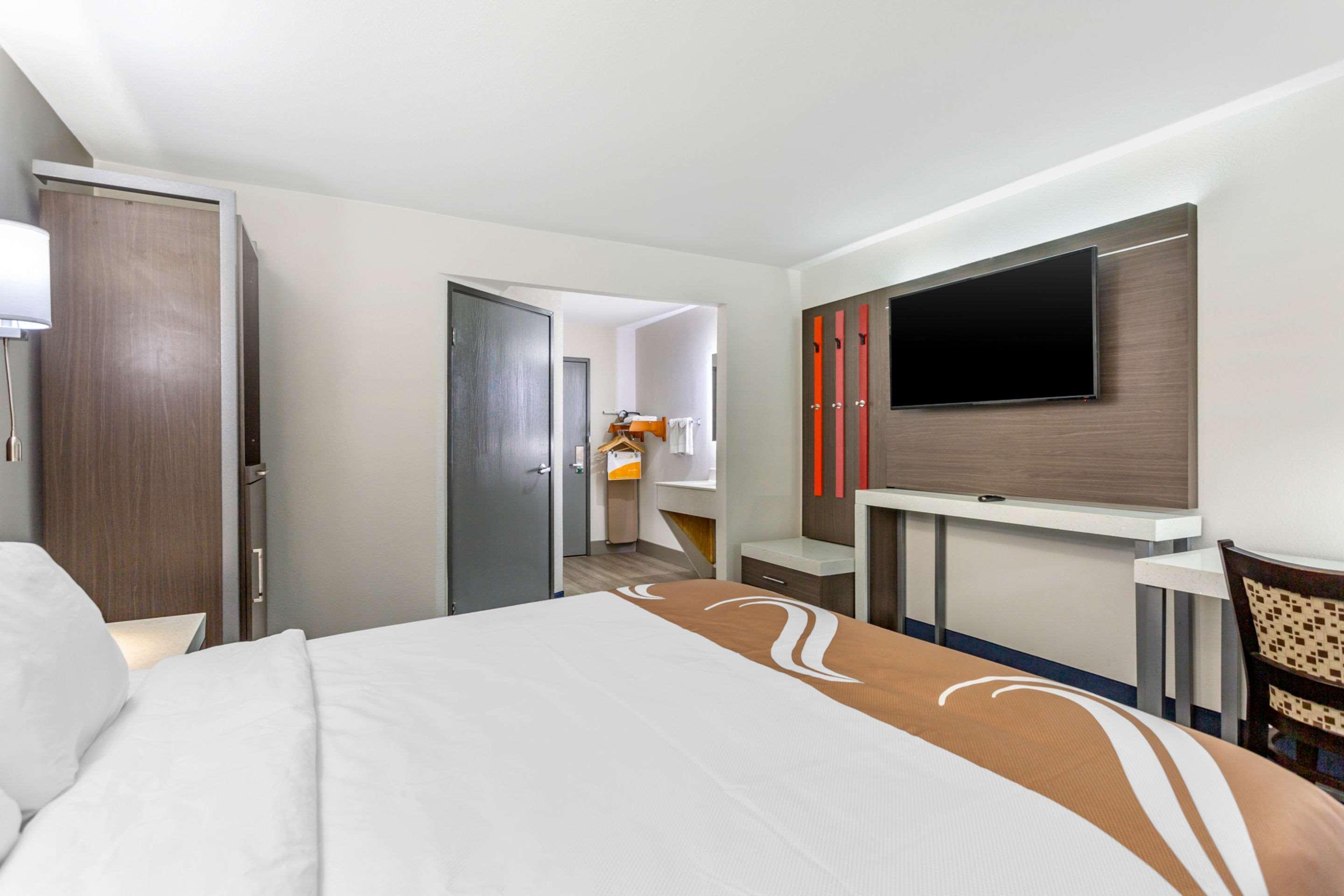 Quality Inn Murfreesboro-University Area Экстерьер фото