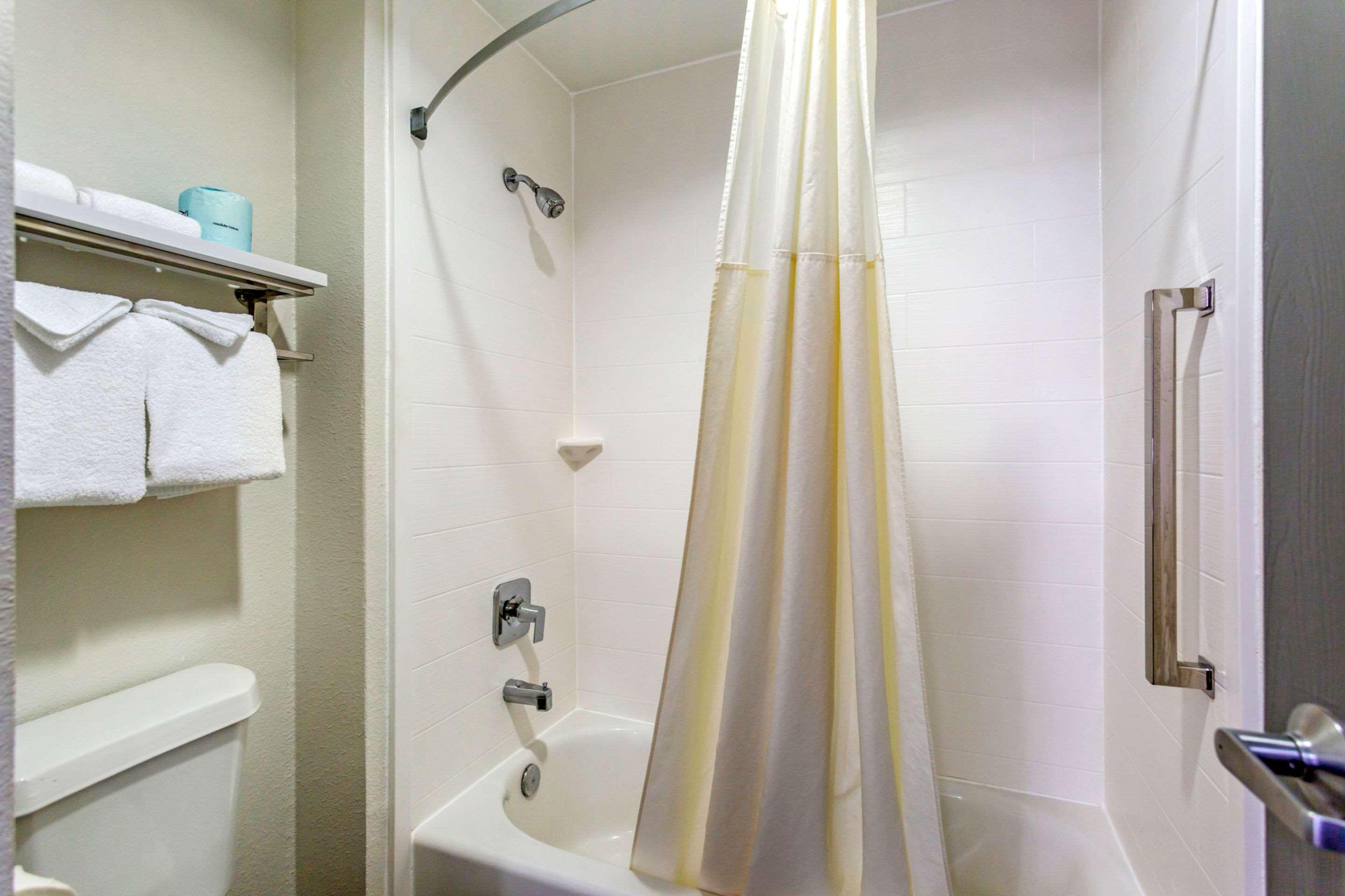 Quality Inn Murfreesboro-University Area Экстерьер фото